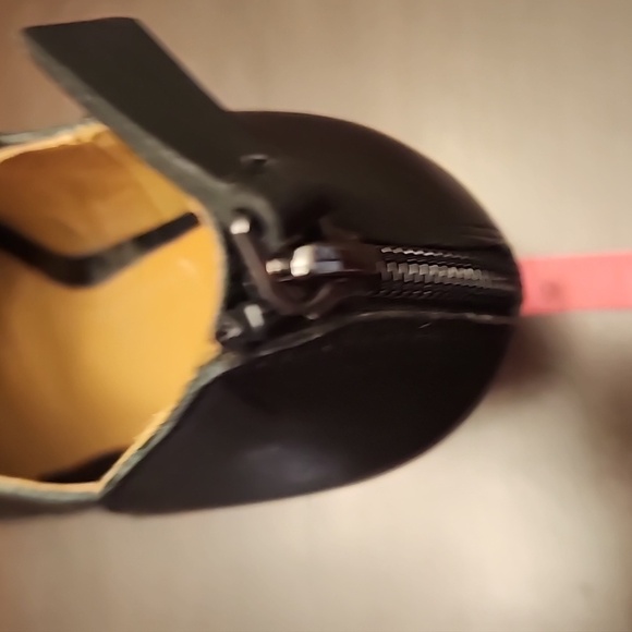 Clark Artisan Okena Sass Black leather Booties 7M - Picture 6 of 8